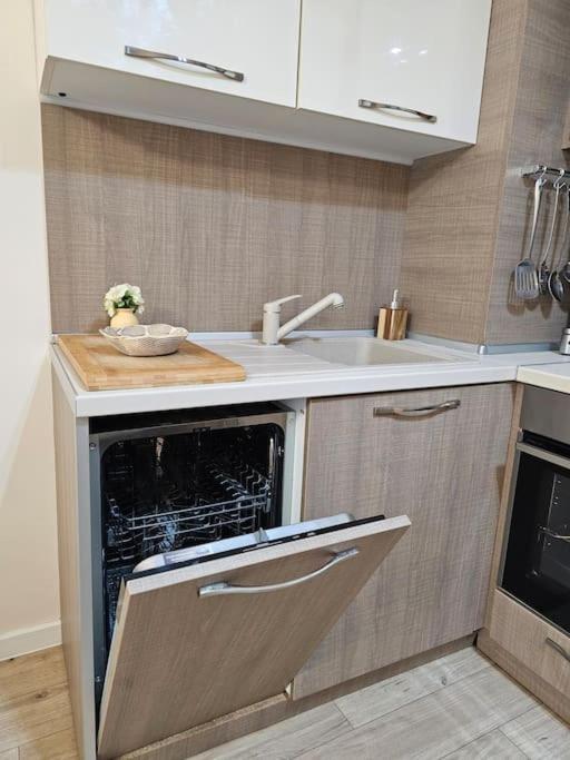 Apartment Serenity In The Heart Of With Parking Varna