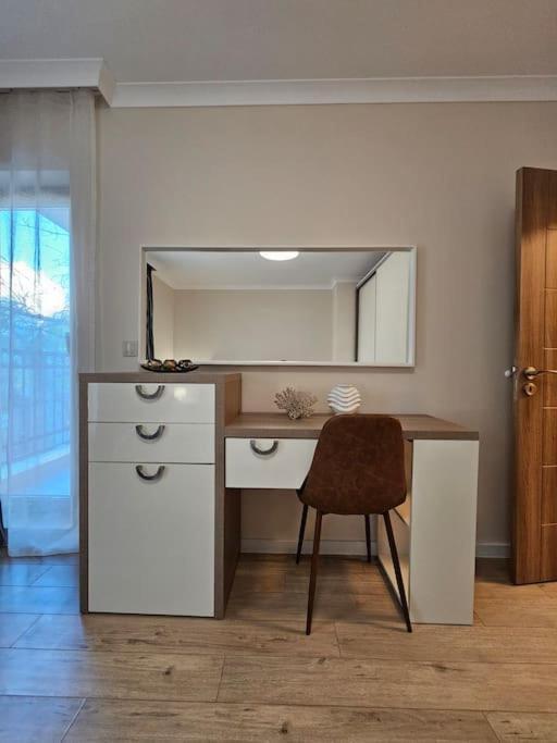 Serenity In The Heart Of With Parking * Varna