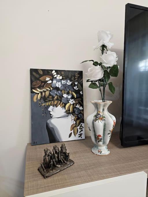 Apartment Serenity In The Heart Of With Parking *