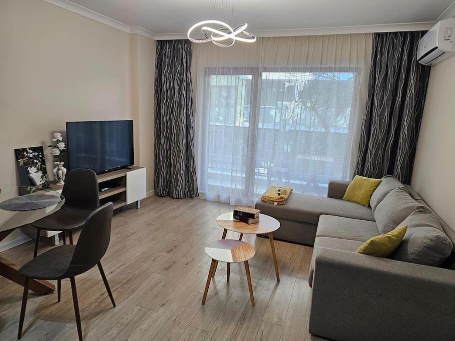 Serenity In The Heart Of With Parking * Varna